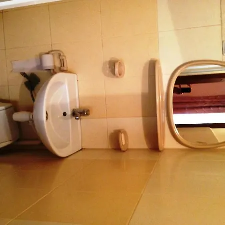Auberge de jeunesse Aviza *
