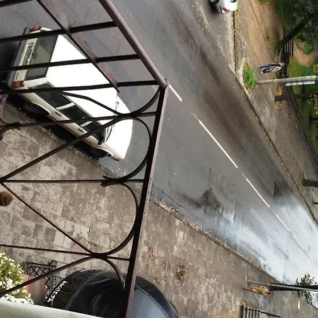 Aviza אכסניה